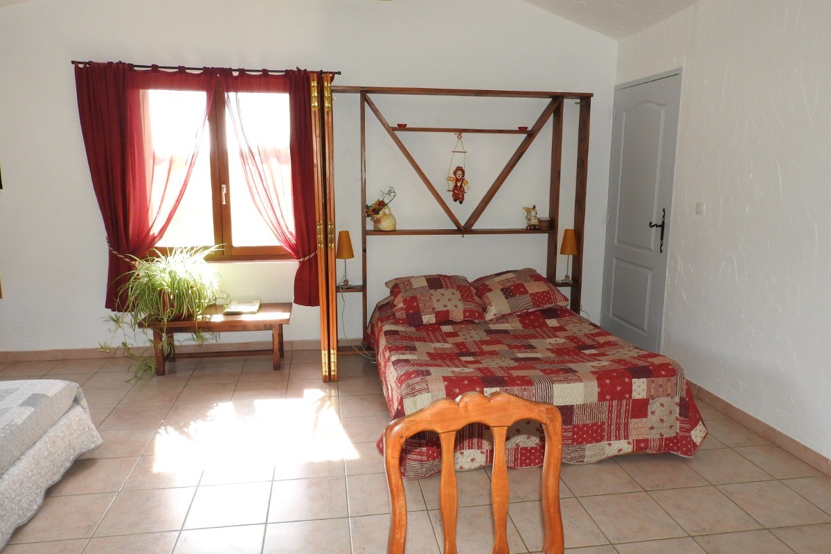 Gîte RUBIS lit 140