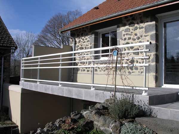 Aloreedubois, gîte 6 pers., Saint Ours les Roches, Puy de Dôme, Extérieur