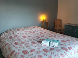 BEL APPARTEMENT ERQUY POUR 2/3 PERSONNES - COTES D'ARMOR - BRETAGNE - chambre