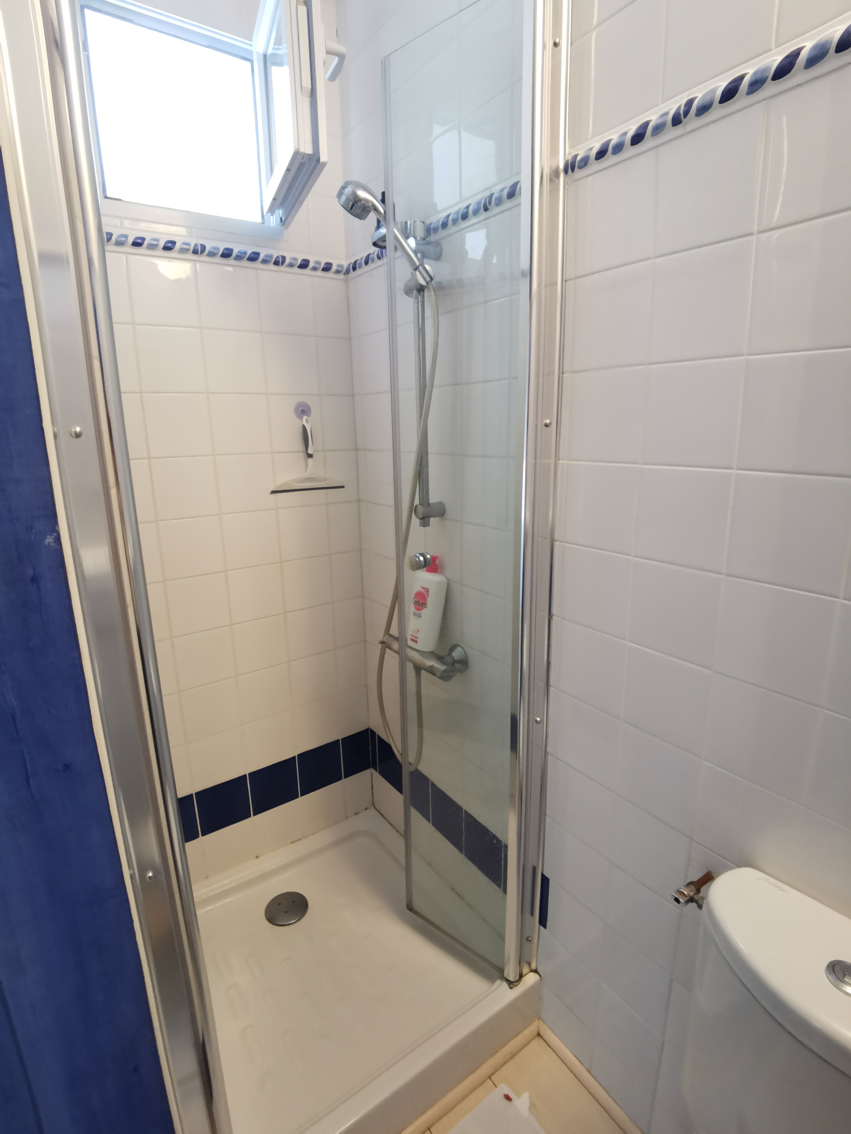 shower room 1st floor