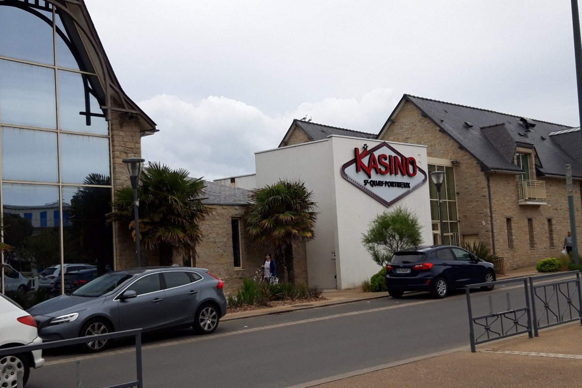 LORANT, Chambre d'hôtes, Clévacances, Le Casino de Saint Quay Portrieux