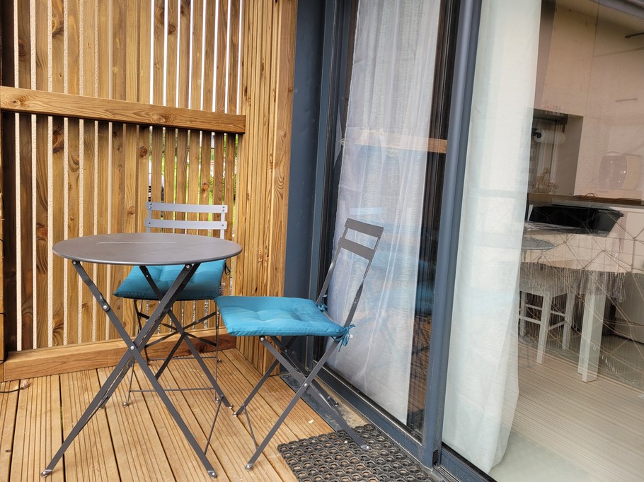 BARDES, Clévacances rental, Paimpol, view of the sea from the small wooden terrace