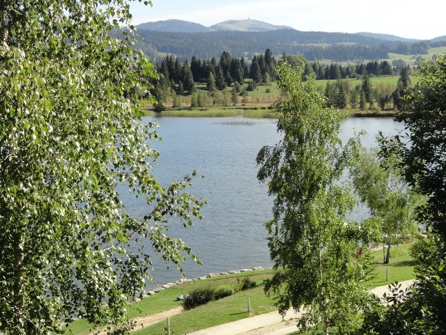 le lac et sommet de la dôle