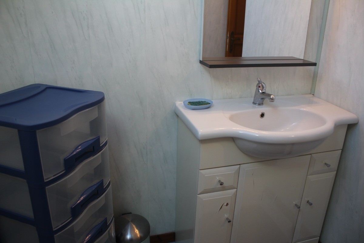 salle de bain 1avec douche