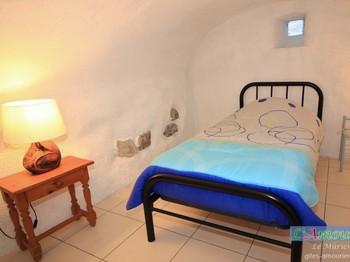 Gîte Le Mûrier chambre cabine lit 90x190
