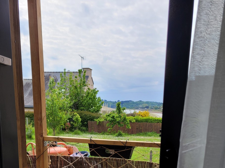 BARDES, Clévacances rental, Paimpol, view of the sea from the small wooden terrace