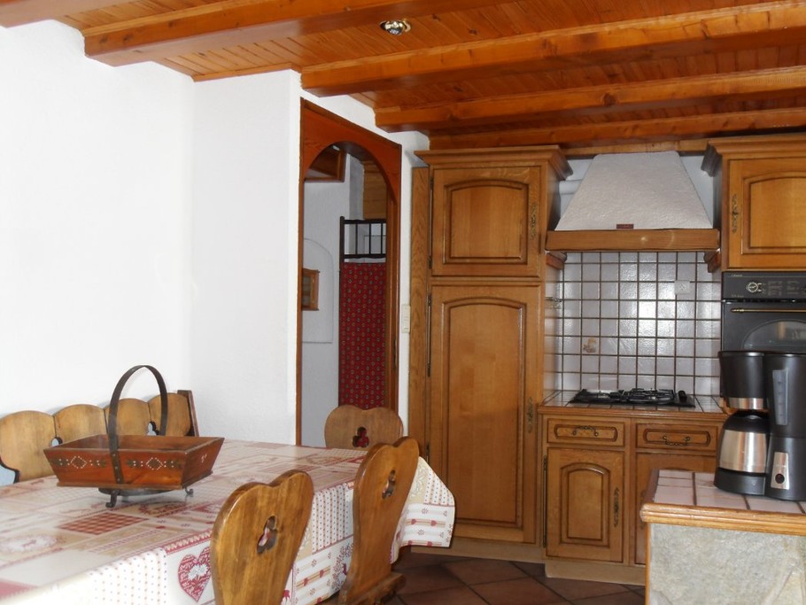 CUISINE TOUT EQUIPEE