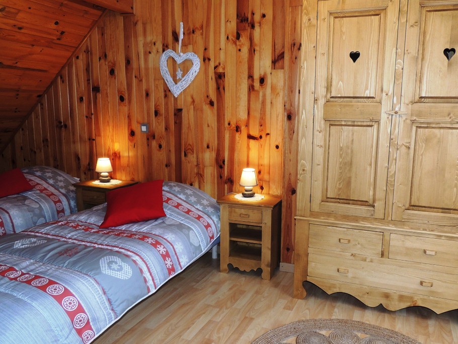 grande chambre 3 lits simples