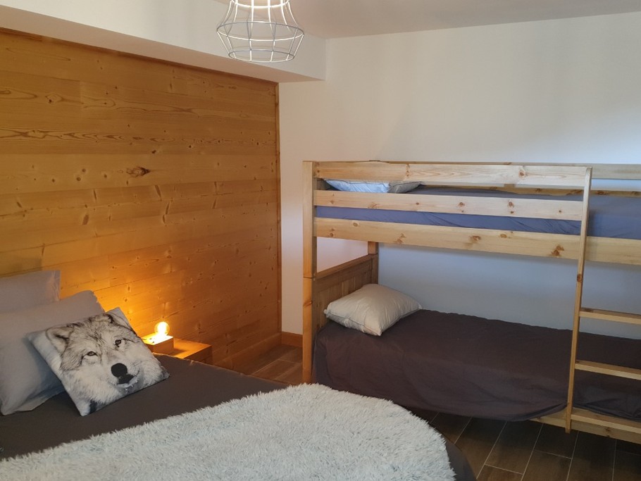 Chambre 2, 1 lits 160*200 + 2 lits superposés de 80*200