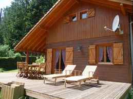 Terrasse - Chalet en bois tout confort aux Rouges-Eaux – Nature, jardin, randonnées Vosges