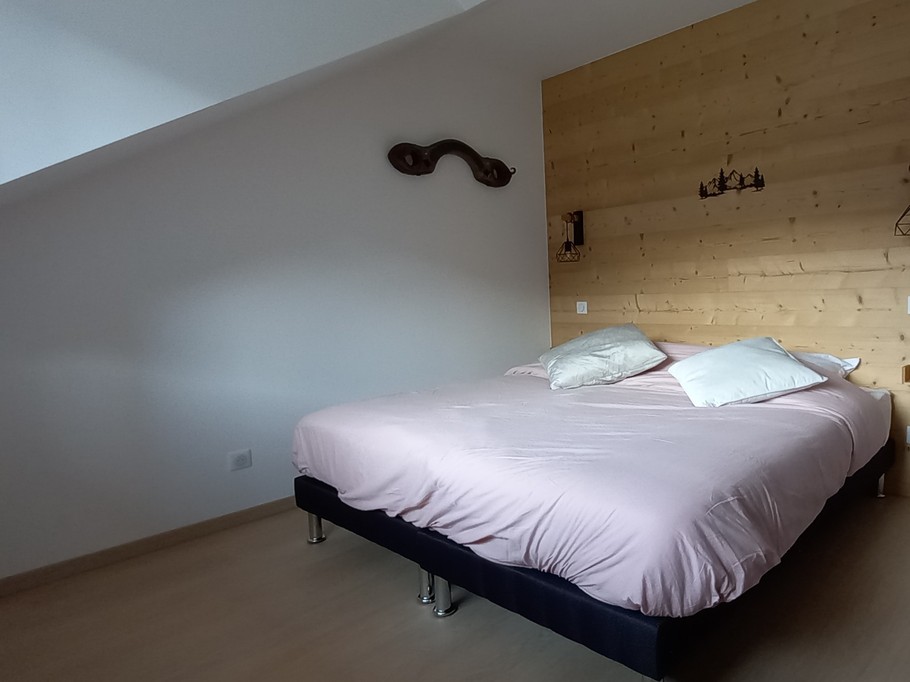 Chambre 2 étage - Chez Bubu : La Montagne