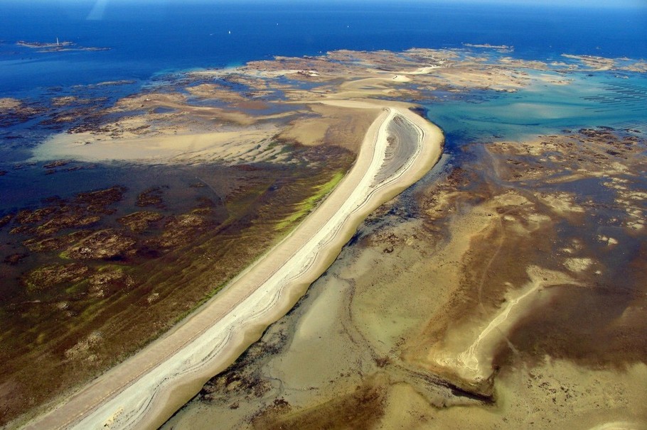Vue aérienne du sillon du Talbert situe à 800 m