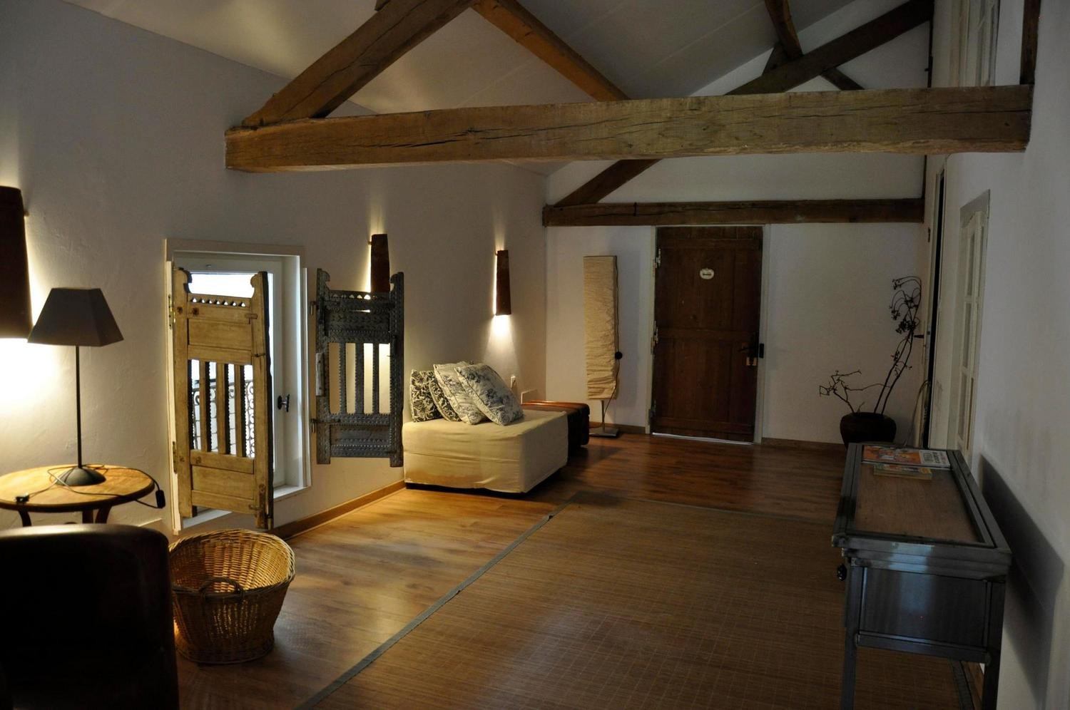 Mezzanine relaxation area - gîte le Mousquey