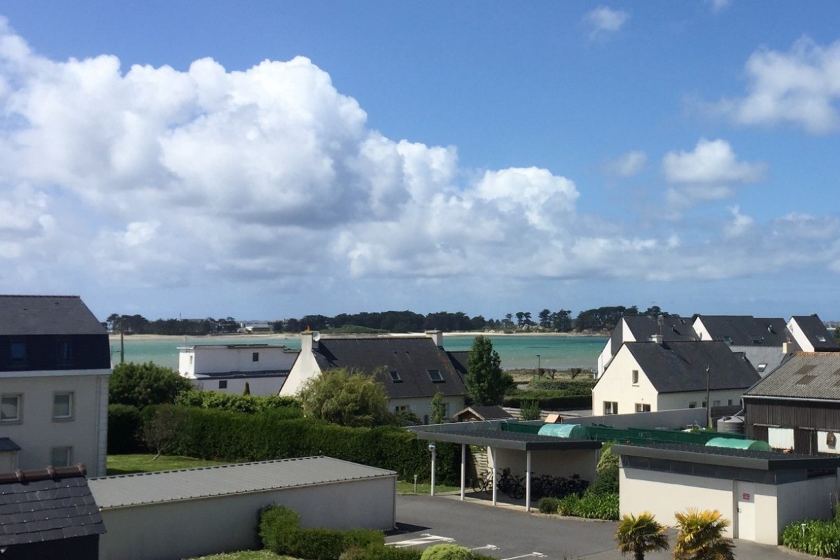 Vue Mer côté cuisine et chambres