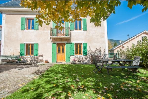 devant le maison