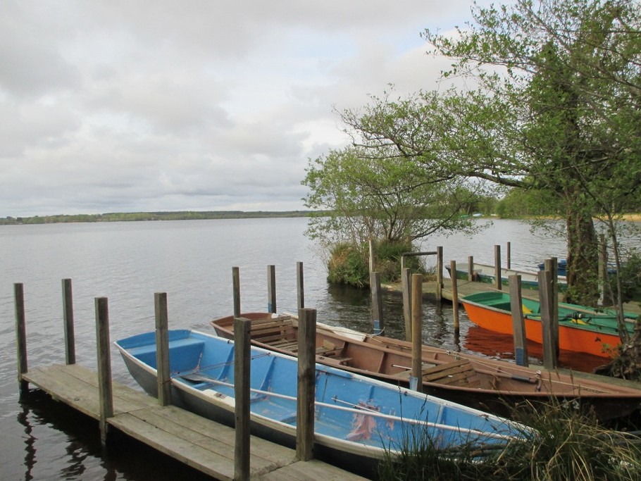 les barques sur le lac de Léon