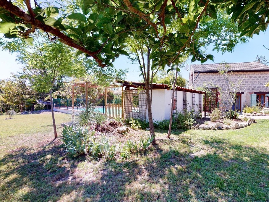 Photo n° 17 de la location