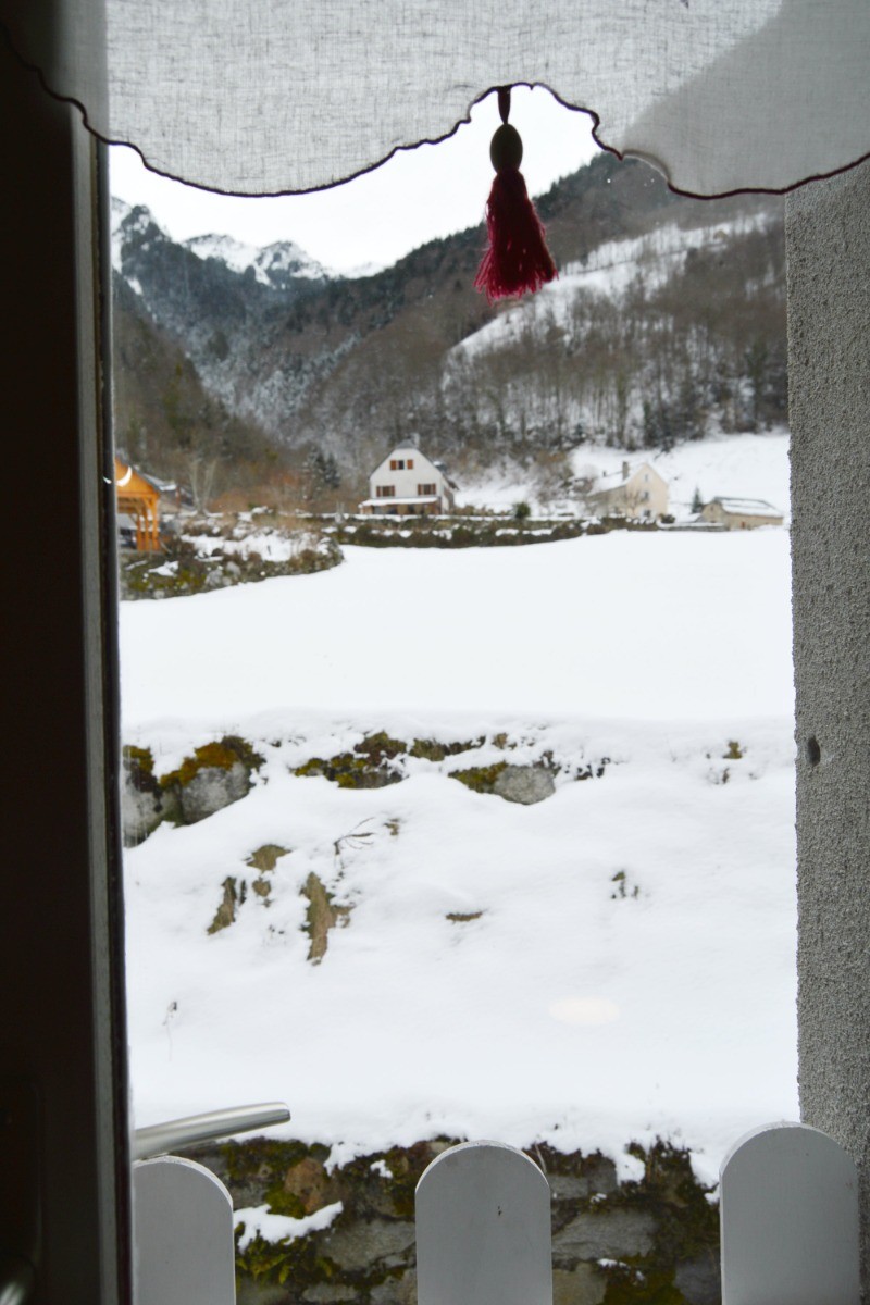 Et voilà la vue depuis la chambre! C'est un jour de neige!!!
