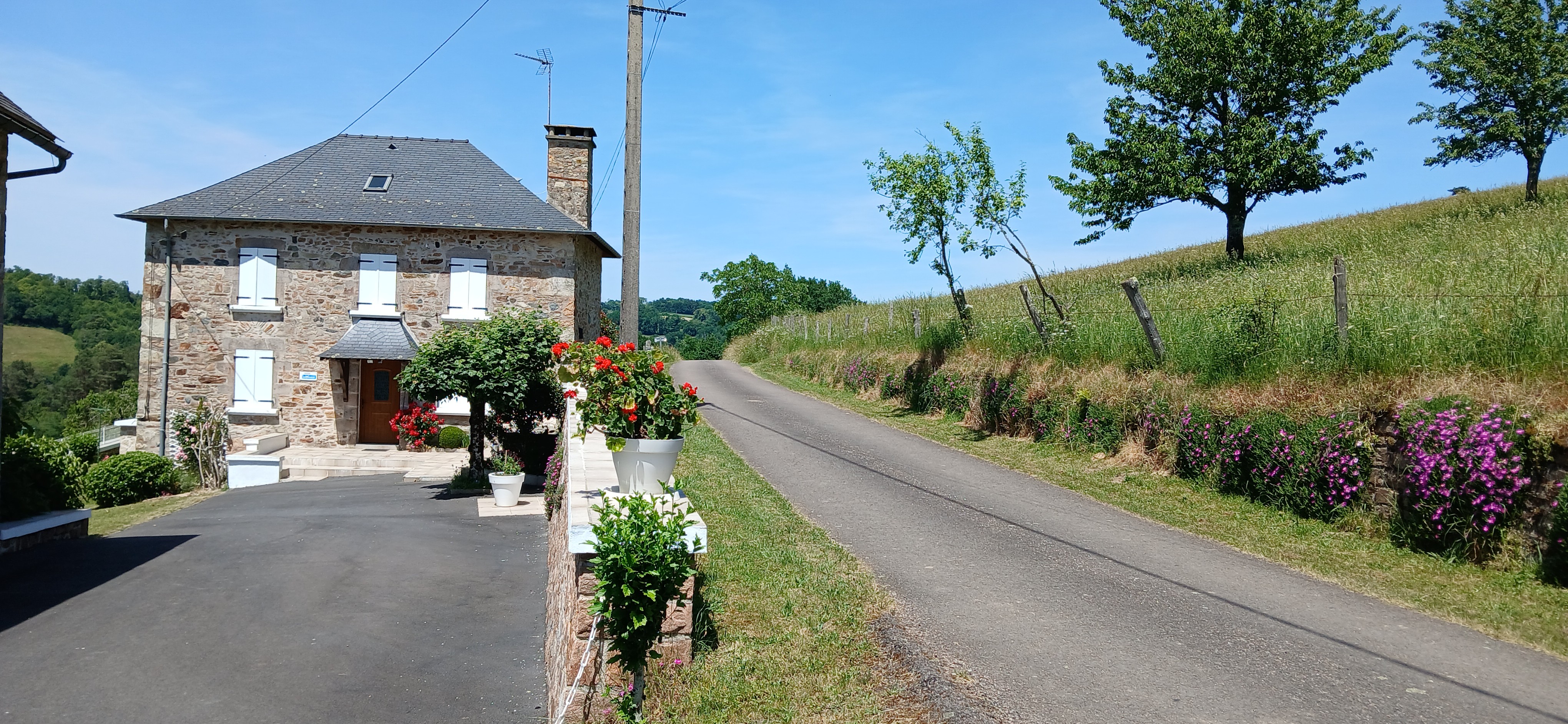 Gîte de Femblat : L'accès à la maison