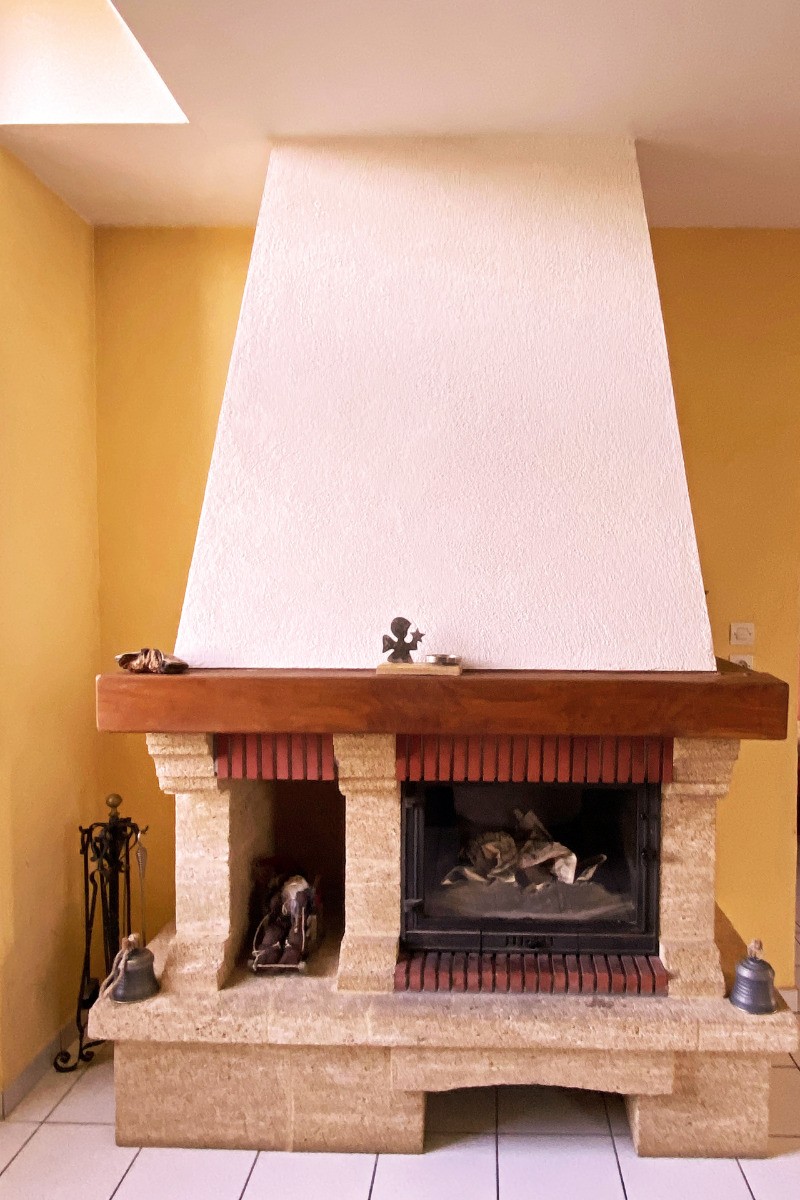 La cheminée du salon