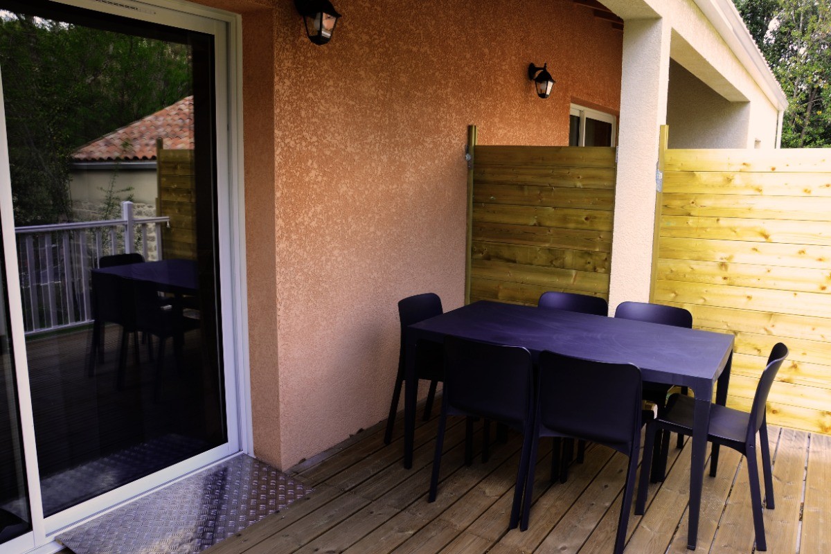 Terrasse équipée
