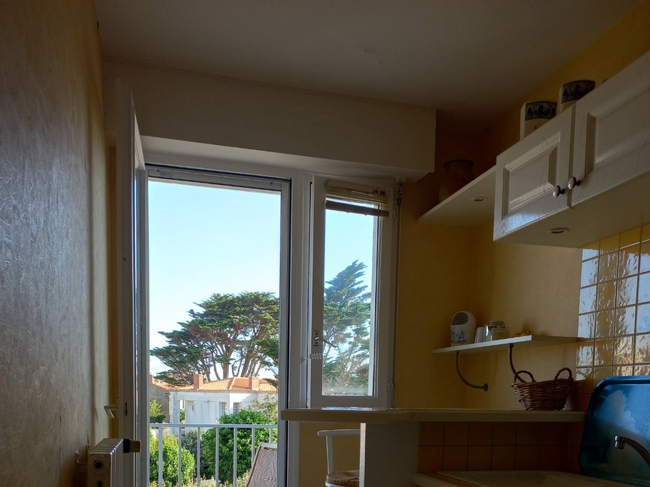 Rear balcony