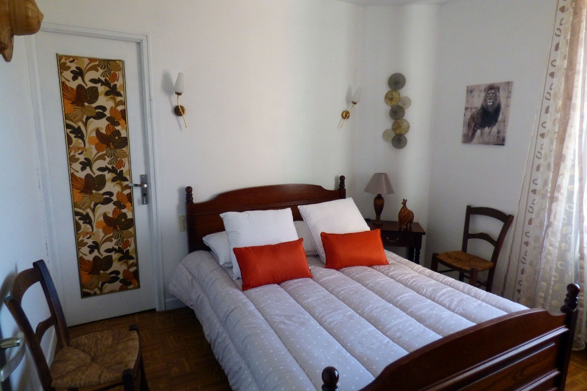 Gite La Cayrelie Moulares dans le Tarn chambre 2