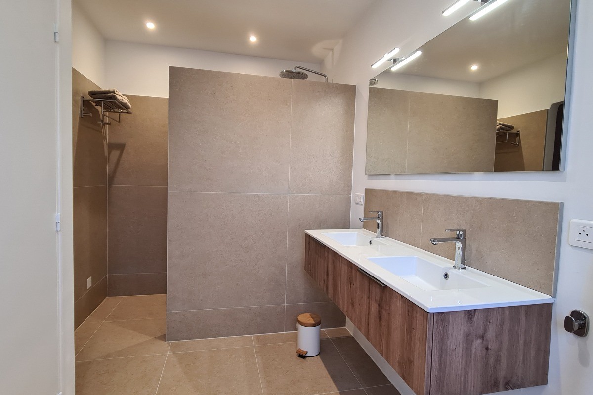 Salle de bain suite rez-de-chaussée