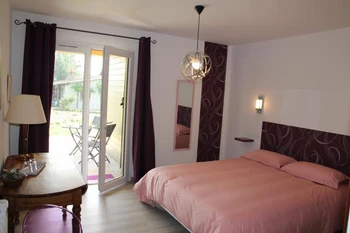 Chambres d'hôtes avec piscine dans le Parc naturel régional du Pilat - Chambre Raisin