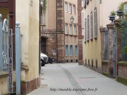 rue piétonne des Charpentiers Gîte Cathédrale Strasbourg