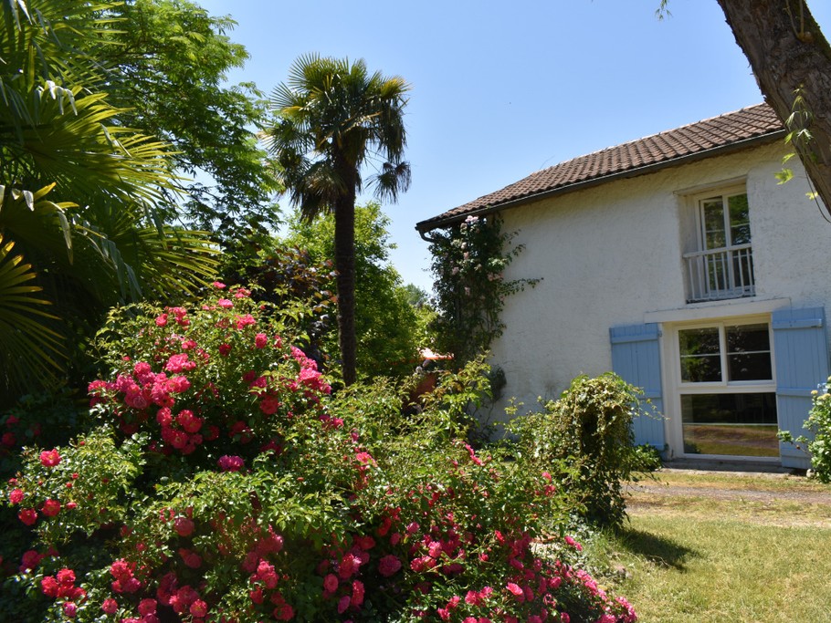 Façade Est des Roses d'Adour