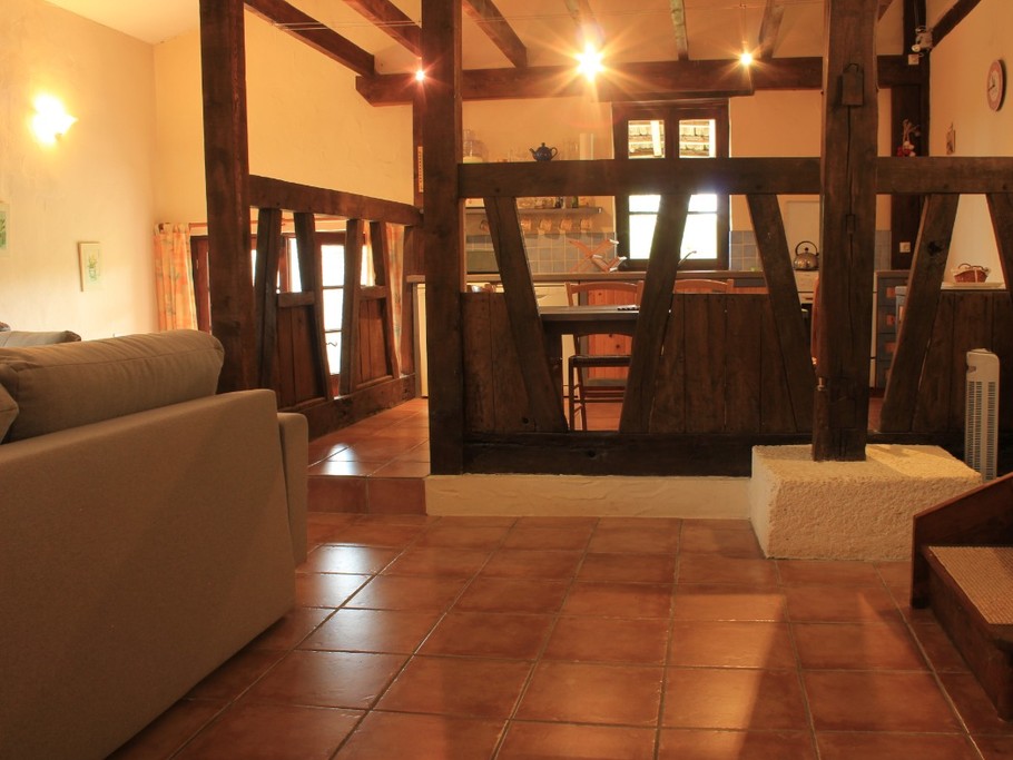 Cet ancien corps de ferme a su garder tout son charme !