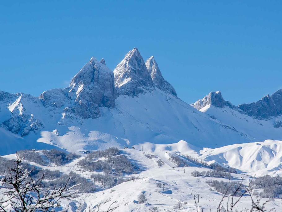 Les Aiguilles d'Arves et ski à Albiez-Montrond