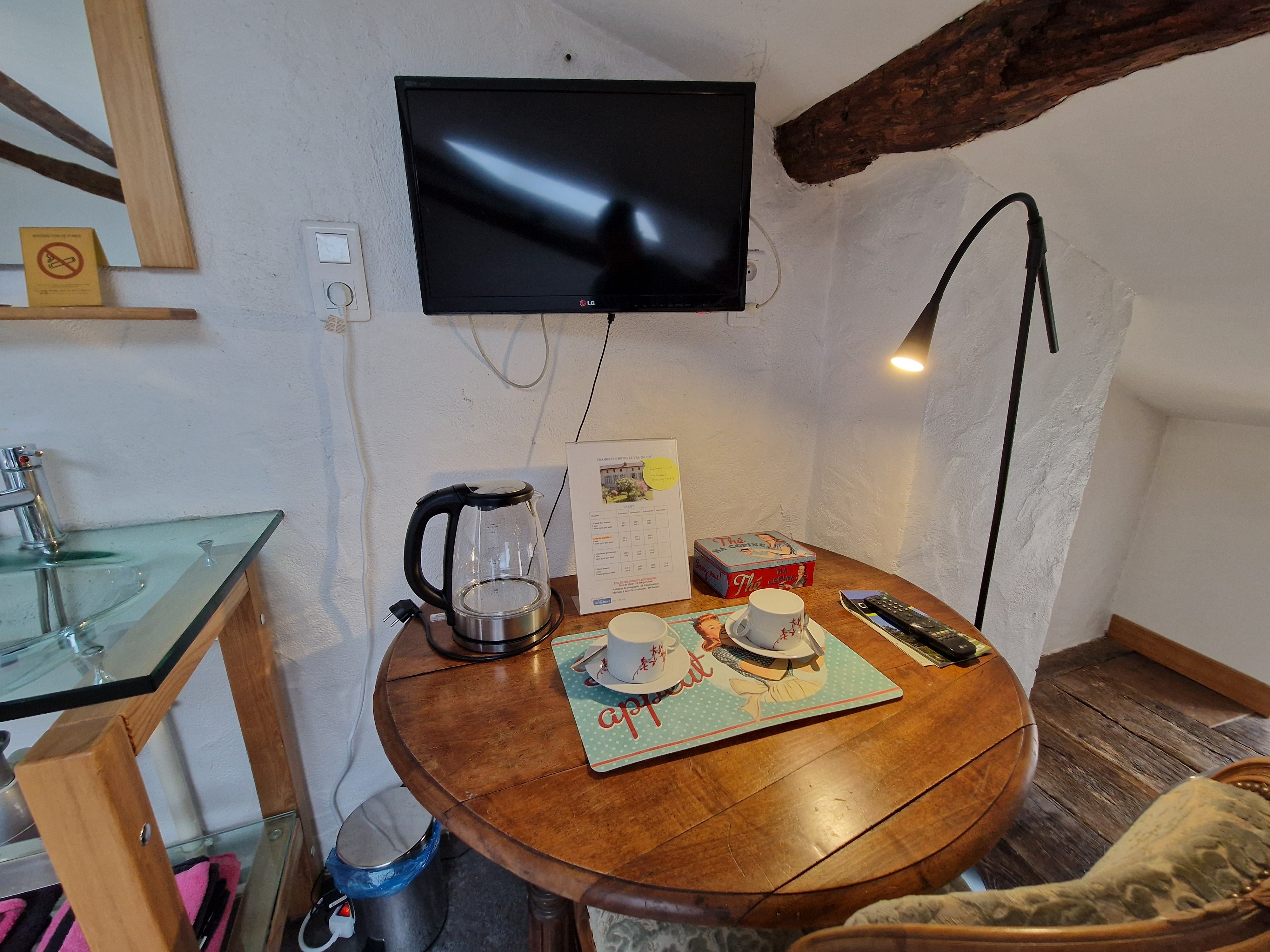 Espace bureau - Chambre Jean de Joinville, Chambres d'hôtes Le Val du Roy