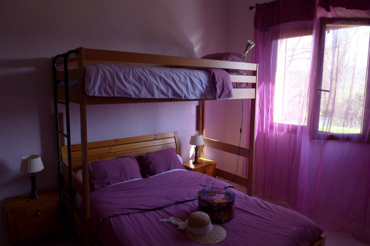 Chambre et lit superposés