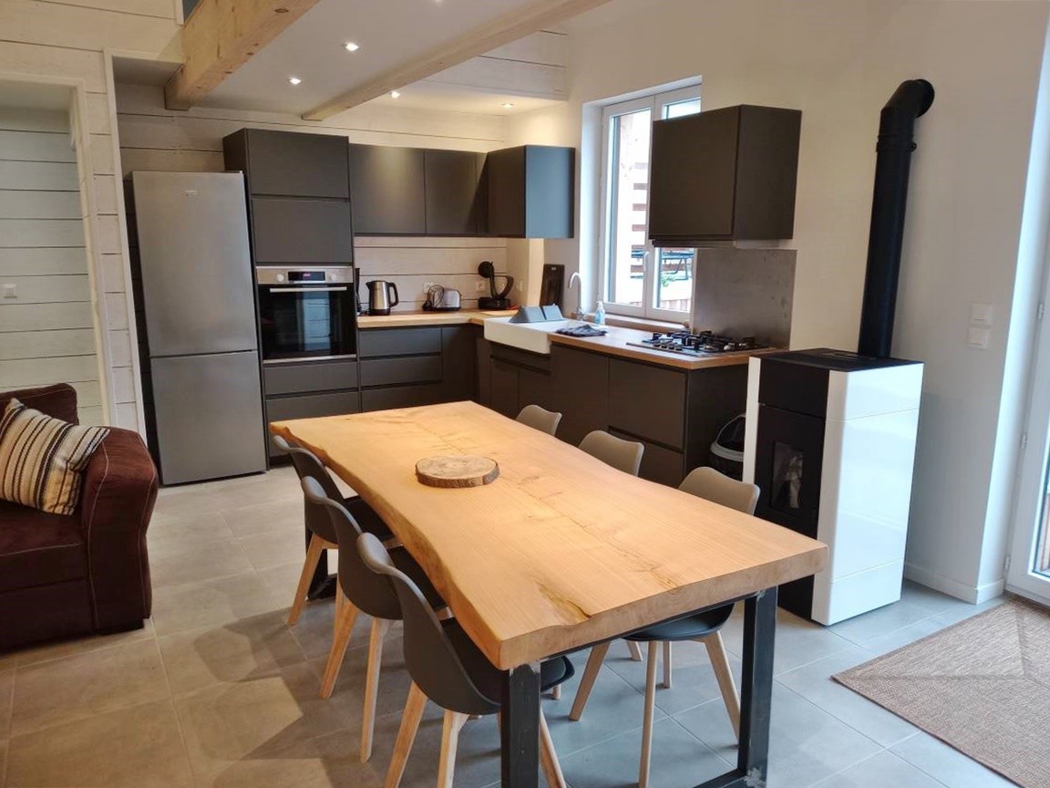 living room-kitchen