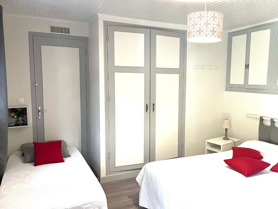 Grande chambre 2 couchages