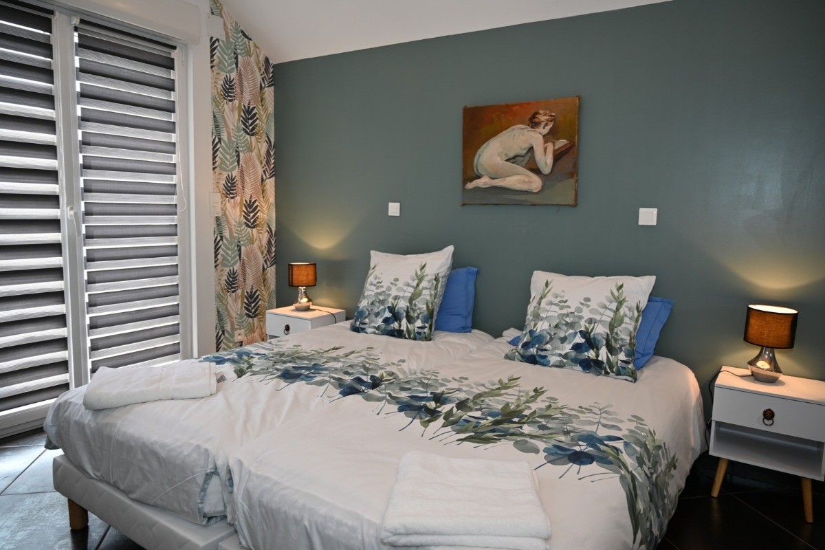 Chambre 1 - Maison moderne et confortable ©JLouis Mallaisé