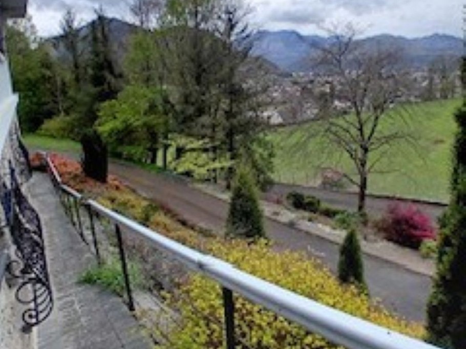 Accès vers le parking privé