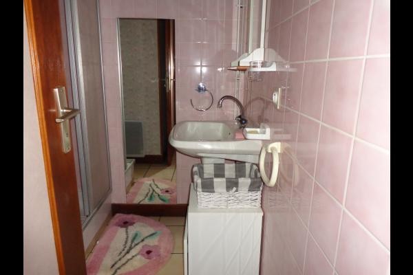 salle d'eau rez de chaussée