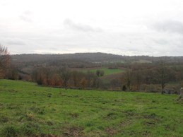 VUE MAGNIFIQUE SUR LA CAMPAGNE VERDOYANTE