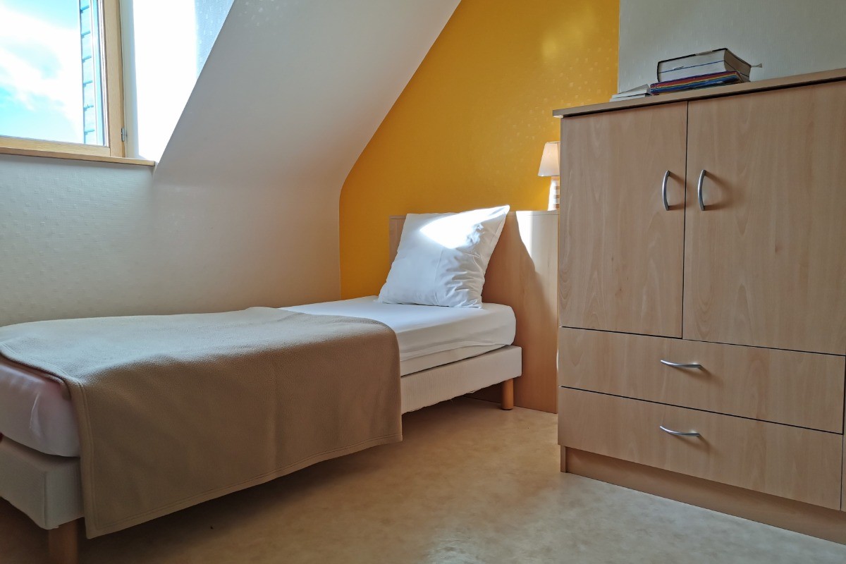 Chambre avec 2 lits 90