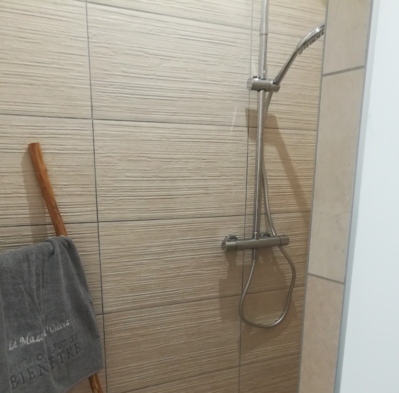 Douche à l'italienne