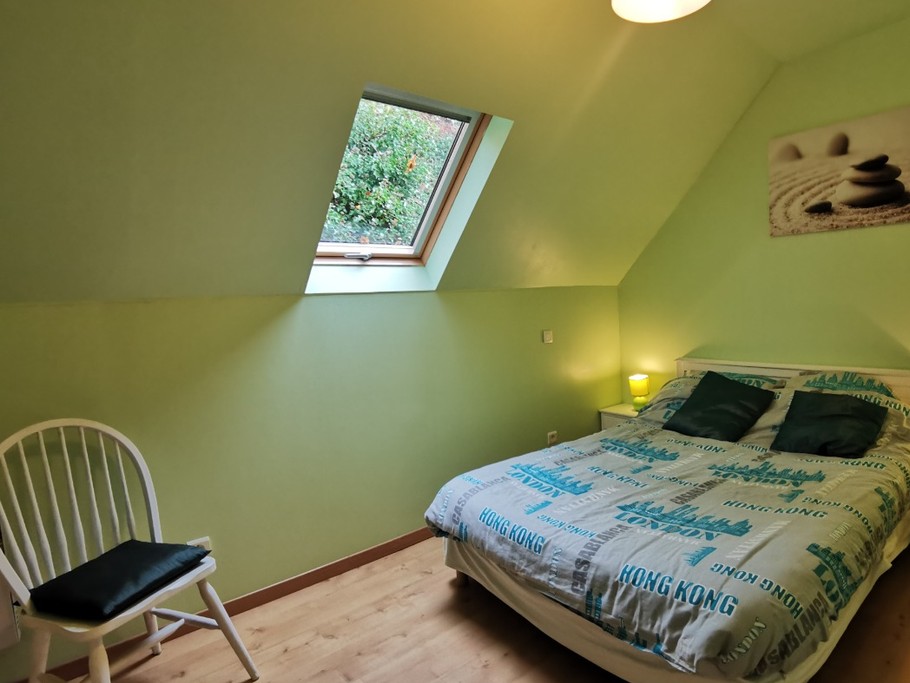 Chambre 2 avec lit 140 à l'étage