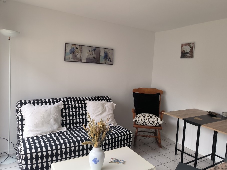 Gîte de la Mardelle - Salon avec canapé-lit