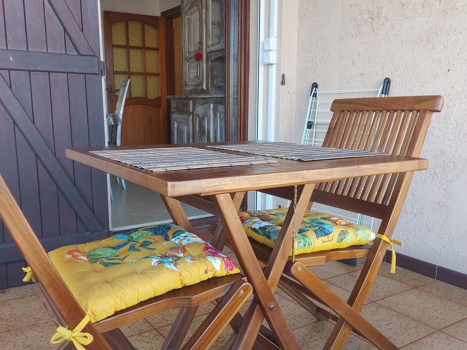Loggia, idéale pour vos repas