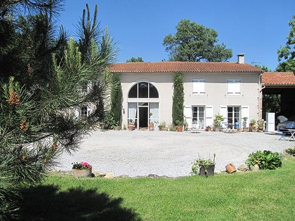 Accès cour  - Vivier Les Montagnes - Tarn -