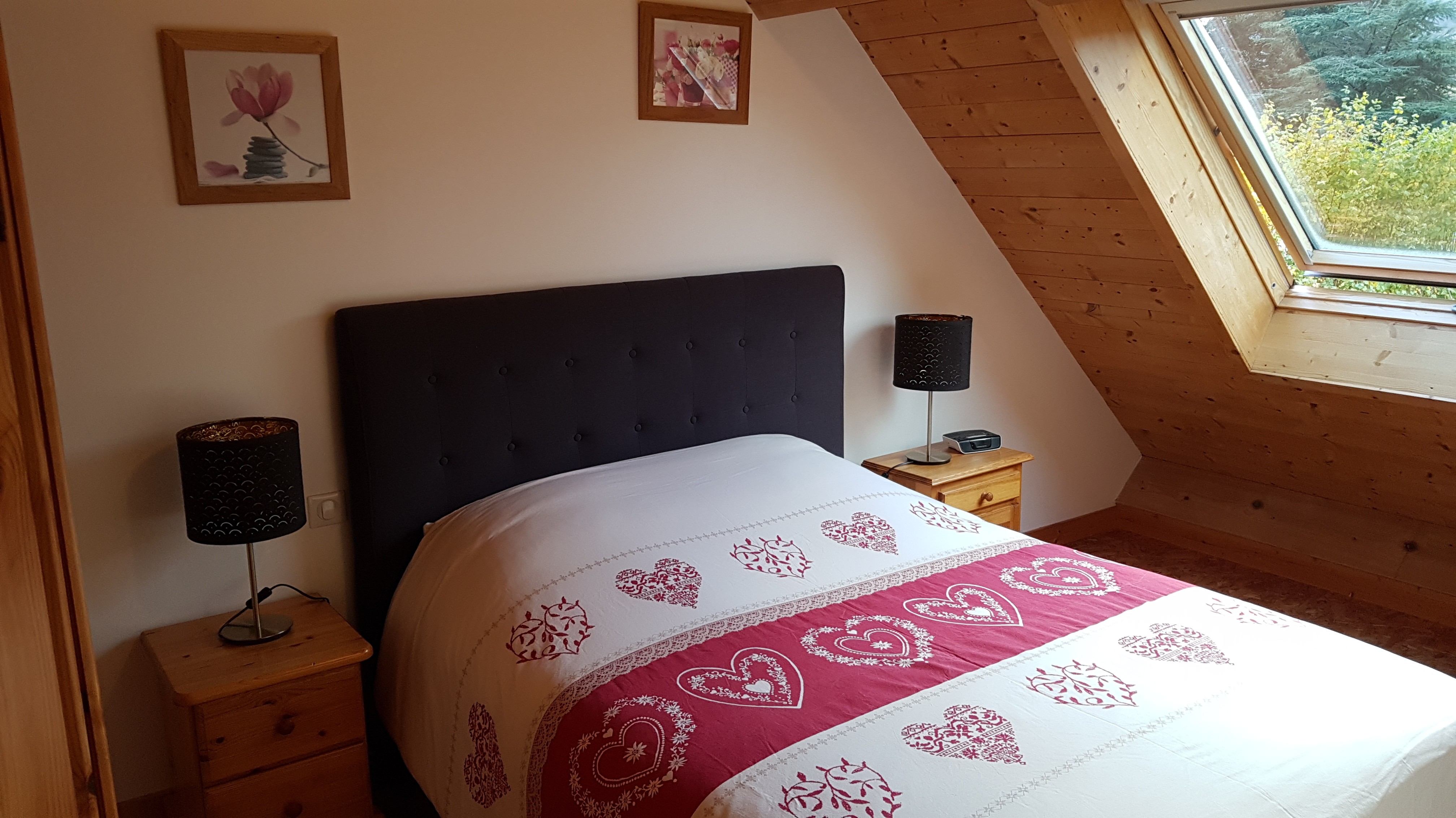 Le Champ du Clos, Murat le Quaire, Sancy, Puy de Dôme, Chambre 2 (1e étage)