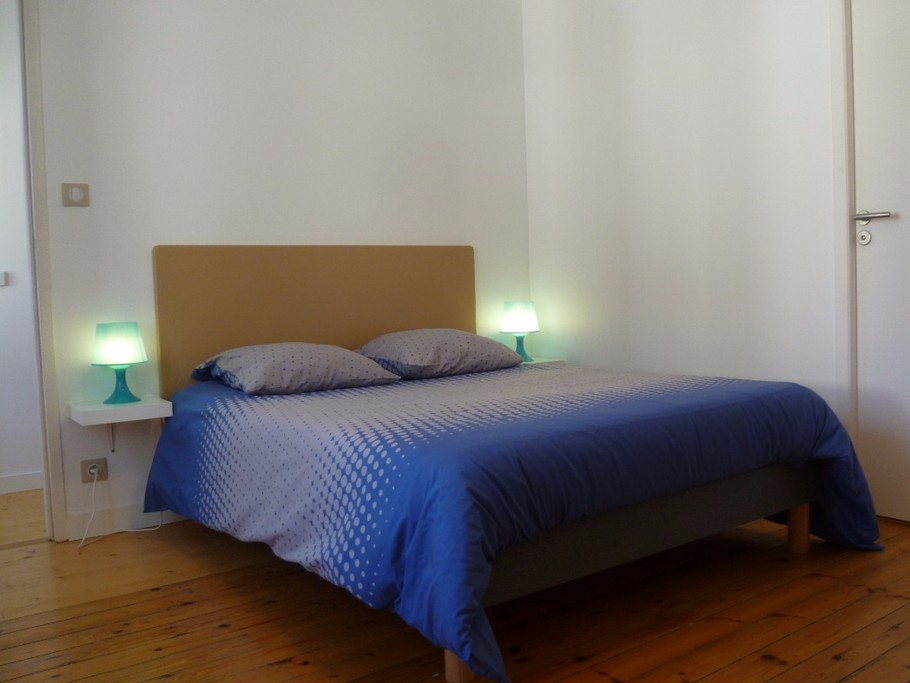 Chambre 3 au 1er étage avec salle d'eau et WC privatifs