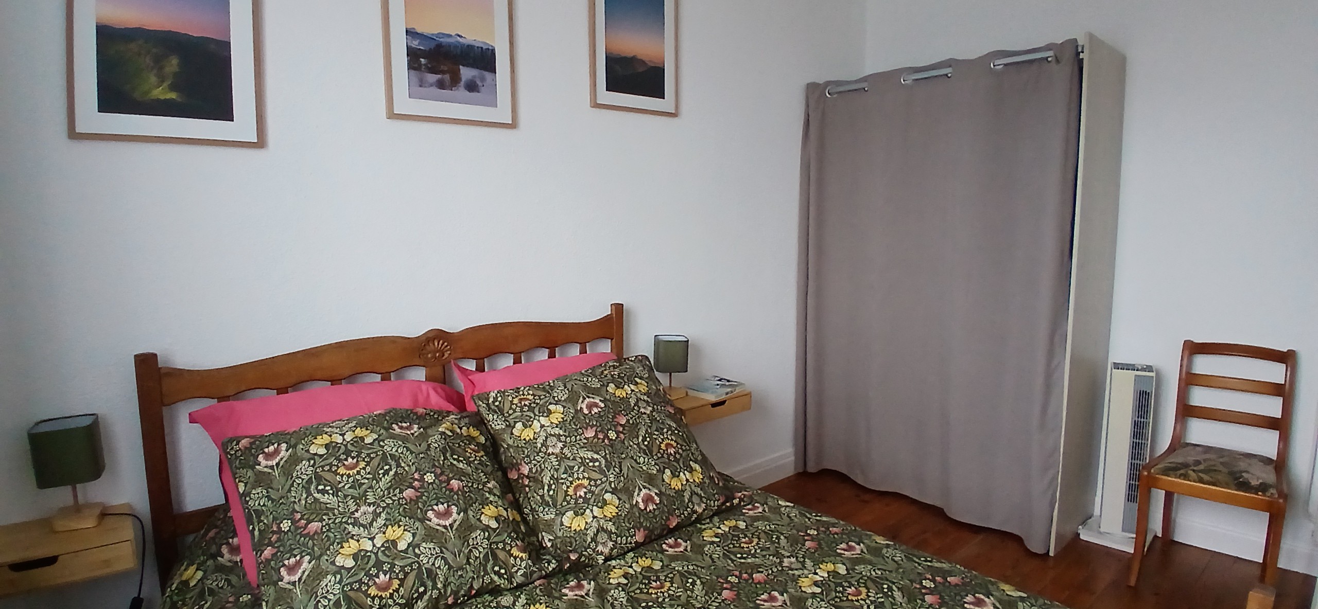 "Les Châtaigniers" in Orcines, Puy-de-Dôme: Bedroom 1 (140 bed)